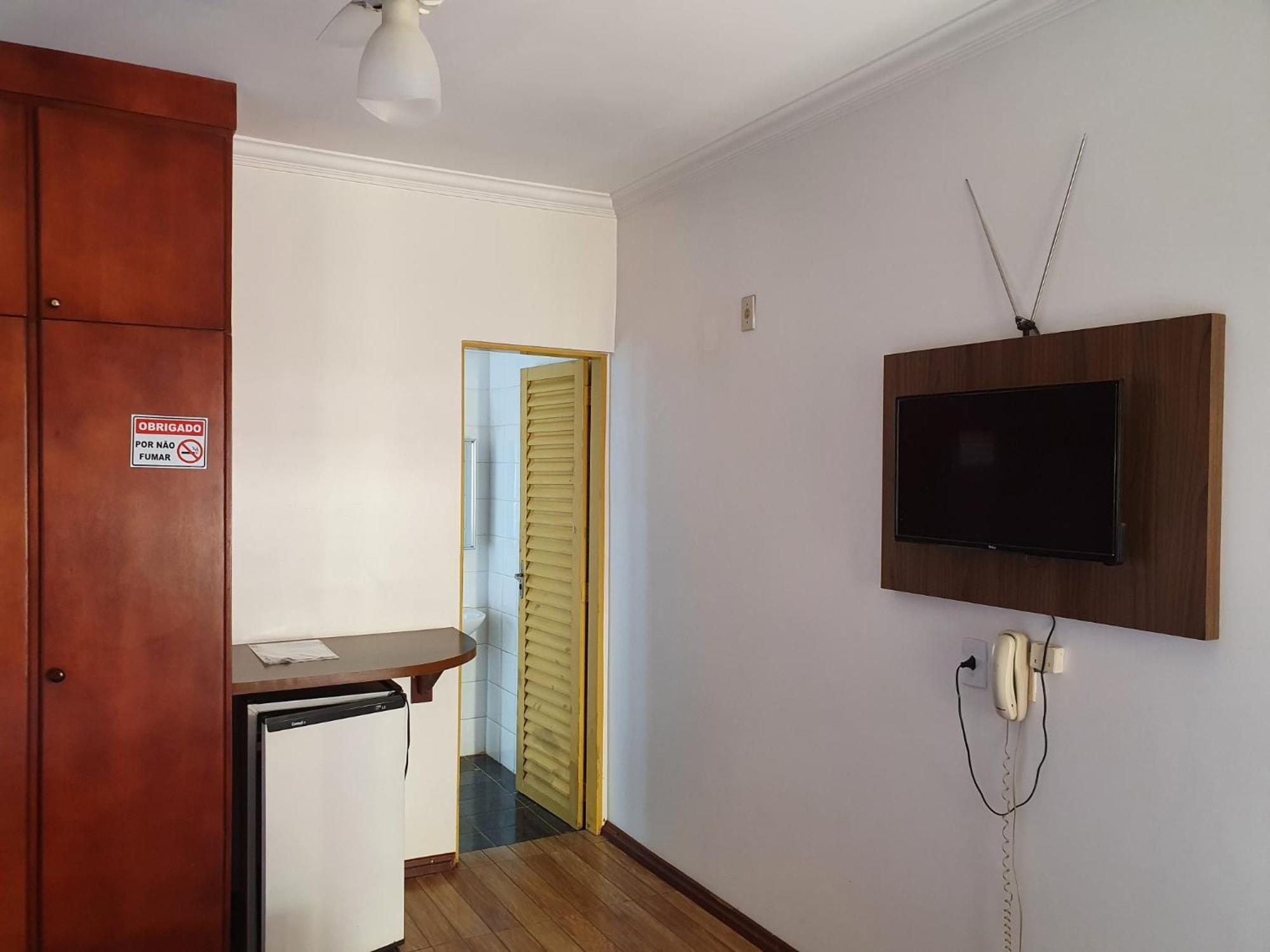 Hotel Sta Mônica Marília Quarto foto