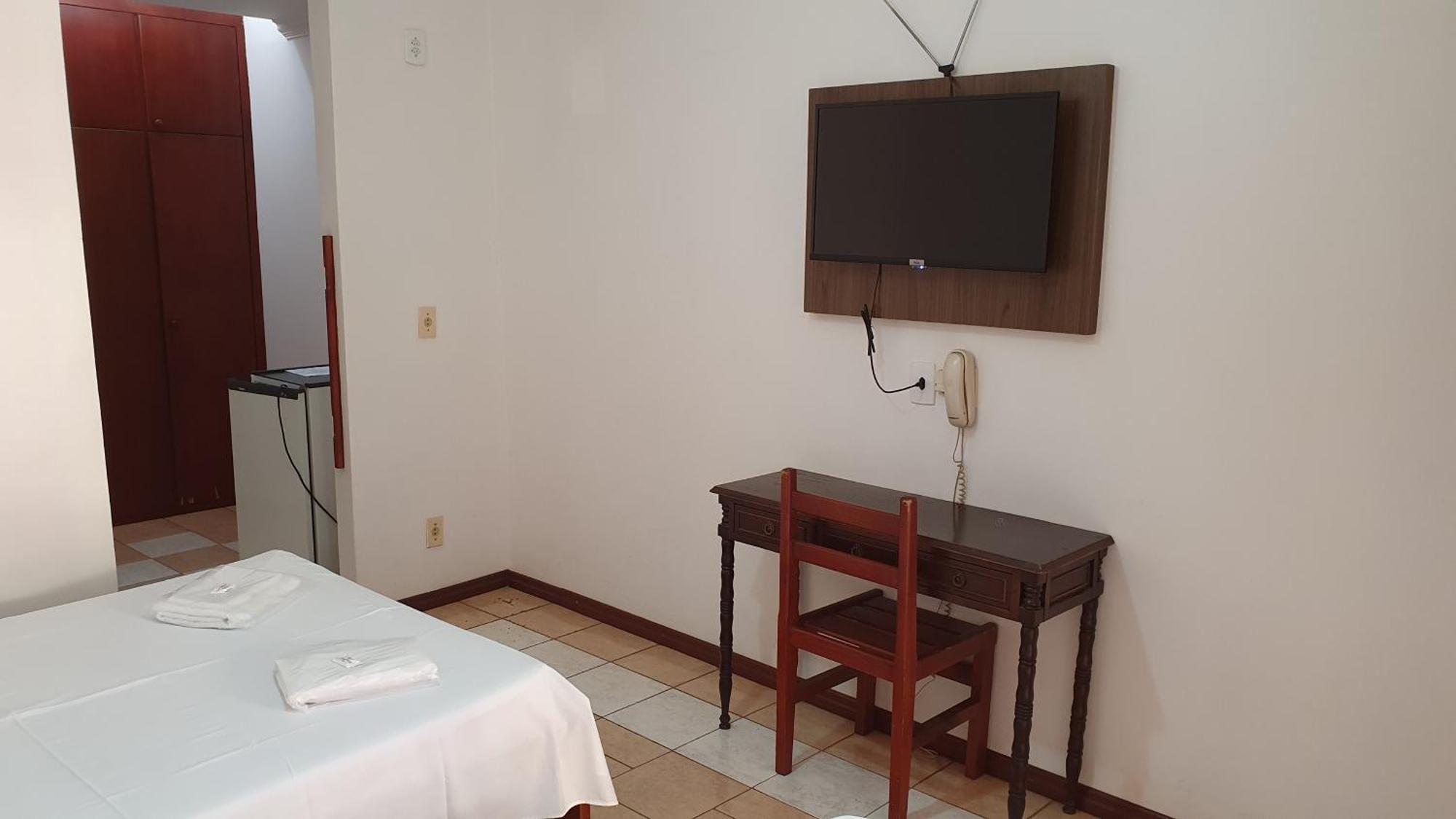 Hotel Sta Mônica Marília Quarto foto